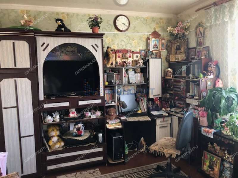 двухкомнатная квартира на улице Движенцев дом 4