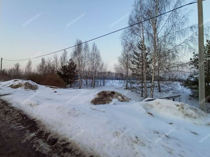 земельный участок 15 соток Радужная улица