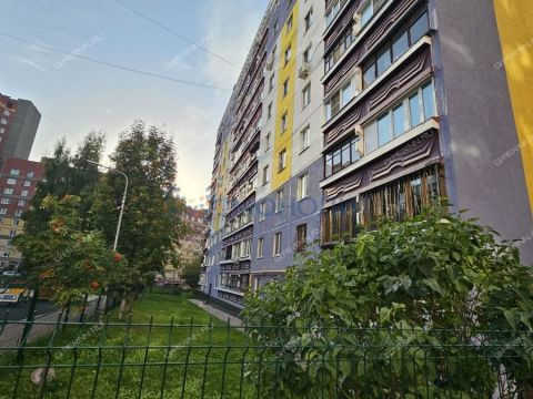 3-komnatnaya-ul-verhnepecherskaya-d-7-k2 фото