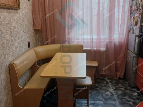 3-komnatnaya-ul-avangardnaya-d-16 фото