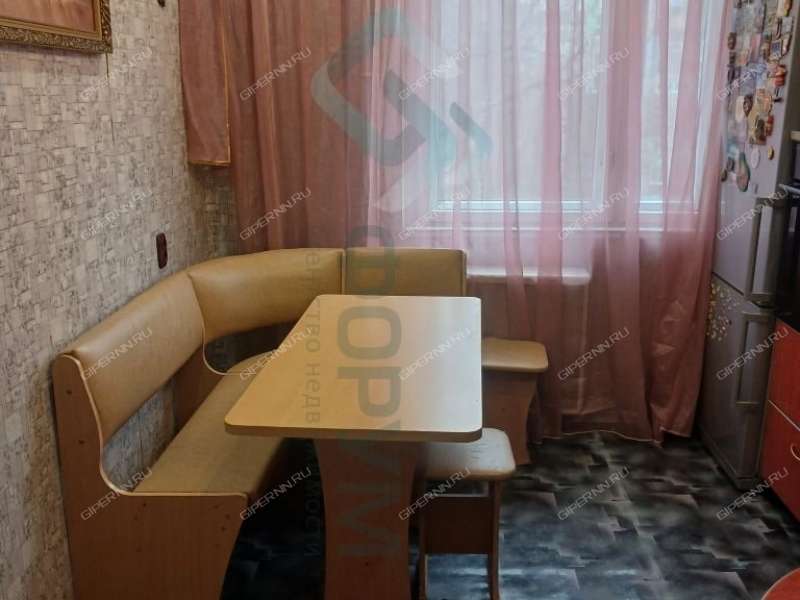 трёхкомнатная квартира на Авангардной улице дом 16