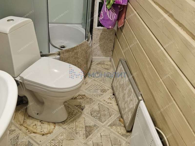 дом на улице 40 лет Победы деревня Пияичное