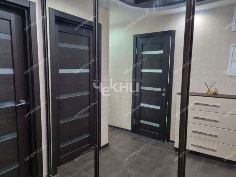 однокомнатная квартира на улице Героев Космоса дом 6