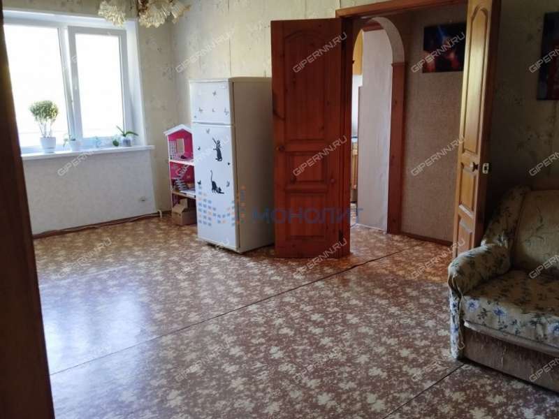 трёхкомнатная квартира на улице Адмирала Васюнина дом 13