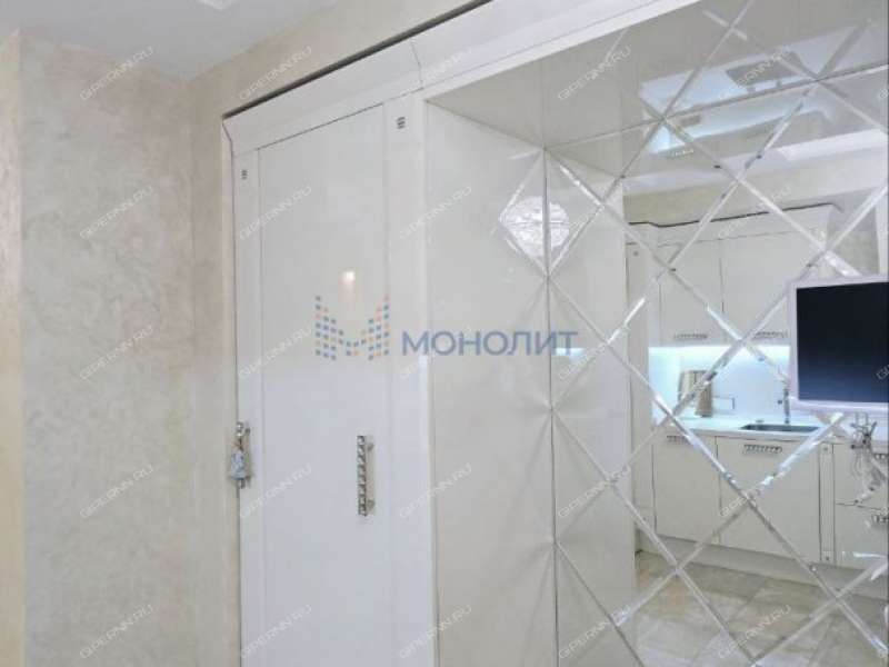 трёхкомнатная квартира на улице Дунаева дом 17