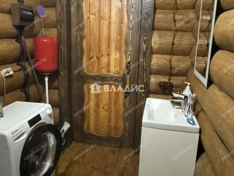 дом на улице Лесная сельский посёлок Заречный