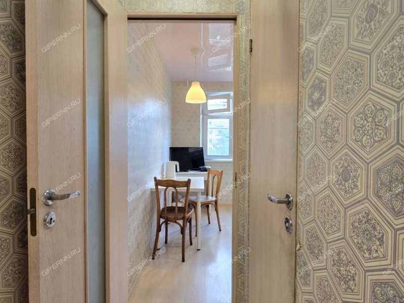 трёхкомнатная квартира на улице Володарского дом 7