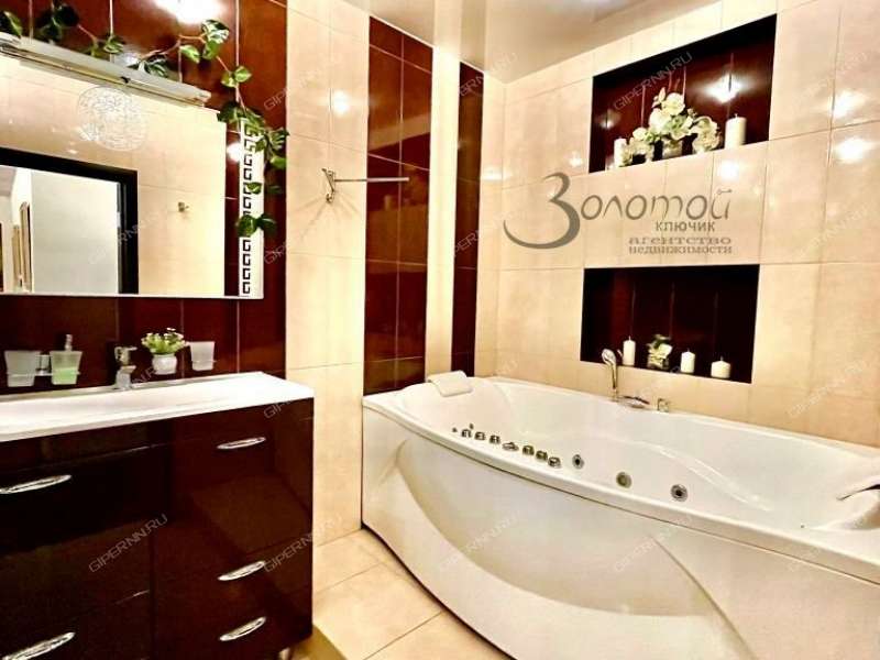 трёхкомнатная квартира на Деловой улице дом 24 к2