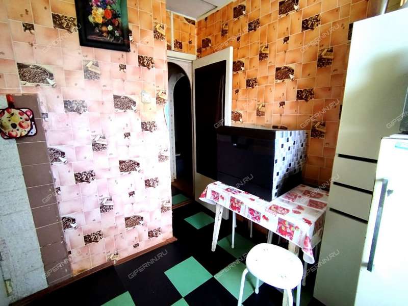 однокомнатная квартира на 4 посёлок Дружный