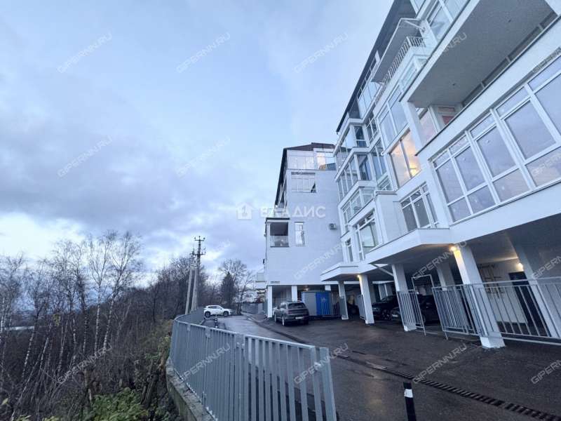 помещение под помещение свободного назначения на улице Родионова