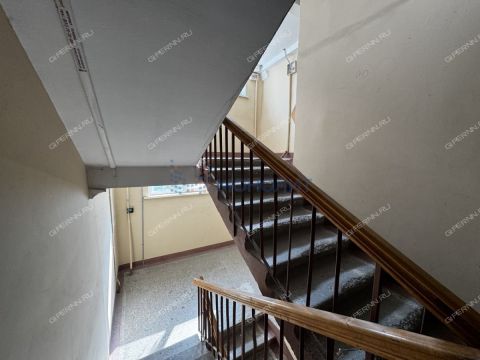 3-komnatnaya-ul-tropinina-d-16 фото