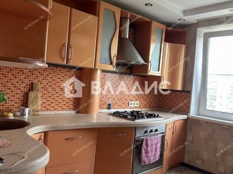 2-komnatnaya-ul-sergeya-esenina-d-35 фото