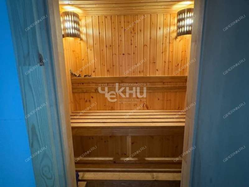 помещение под коммерческую недвижимость на Алексеевской улице