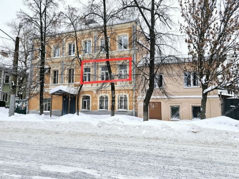 4-komnatnaya-ul-litvinova-d-40 фото