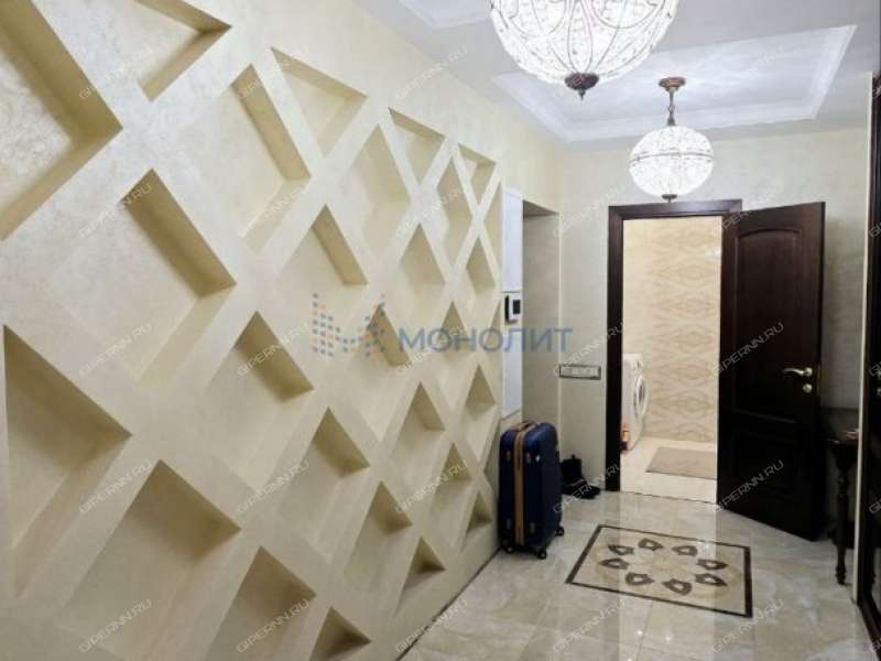 трёхкомнатная квартира на улице Дунаева дом 17