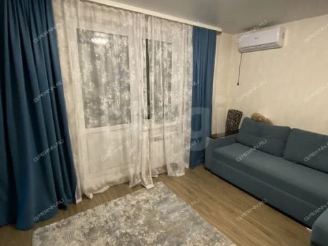 2-komnatnaya-nab-volzhskaya-d-24 фото