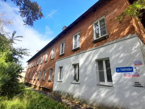 2-komnatnaya-ul-glazunova-d-5 фото