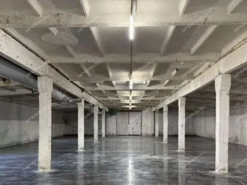 здание под склад, производственную площадь на Садовой улице рабочий посёлок Первое Мая