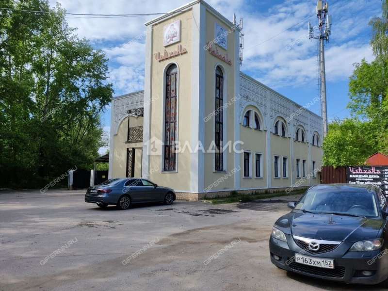 здание под офис, торговую площадь на улице Мечникова