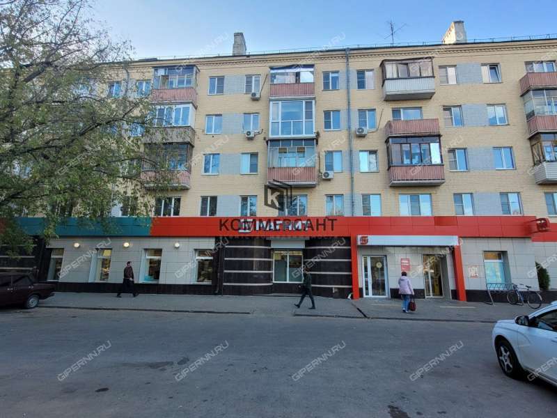 помещение под помещение свободного назначения на улице Героя Советского Союза Поющева