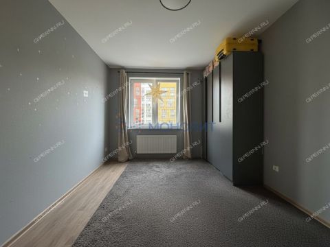 2-komnatnaya-ul-romantikov-d-13 фото