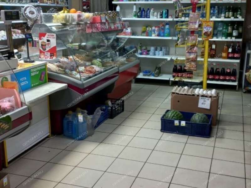 помещение под торговую площадь на Центральной улице село Каменки