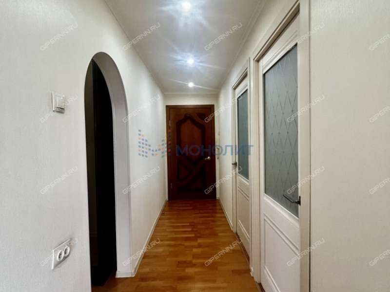 четырёхкомнатная квартира на Комсомольской площади дом 10 к2