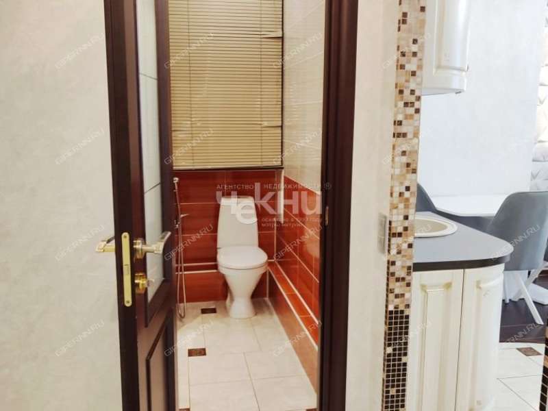 двухкомнатная квартира на Волжской набережной дом 8 к1