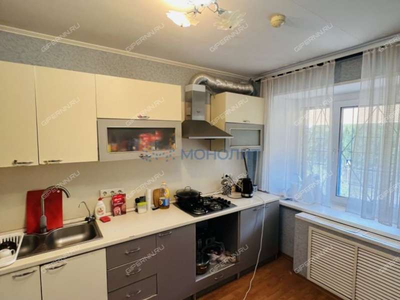 трёхкомнатная квартира на улице Родионова дом 193 к2