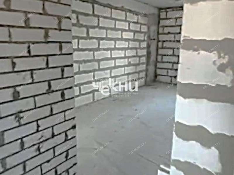 трёхкомнатная квартира на улице Максима Горького дом 73