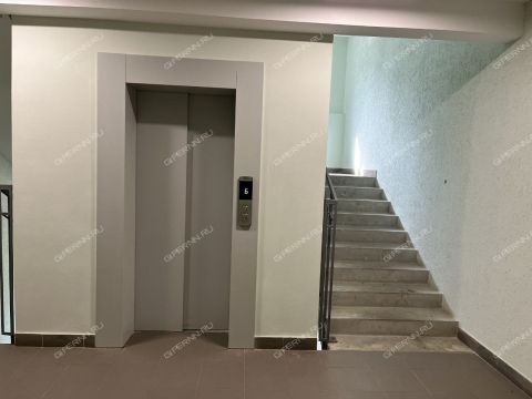 4-komnatnaya-ul-vasileva-d-31a фото