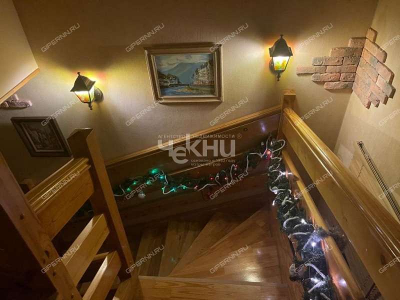 пятикомнатная квартира в Плотничном переулке дом 17