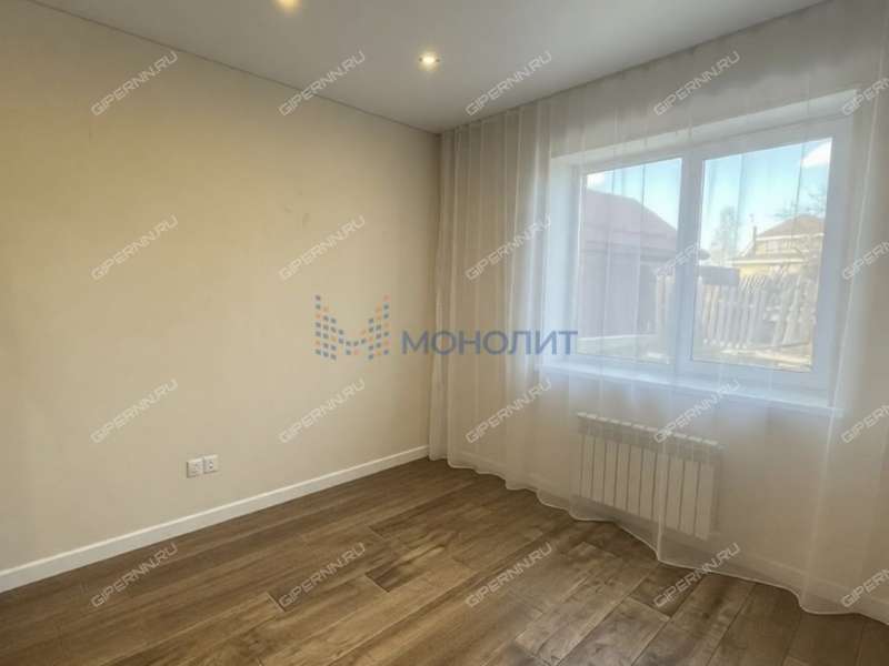 дом на Приозёрной улице деревня Крутая