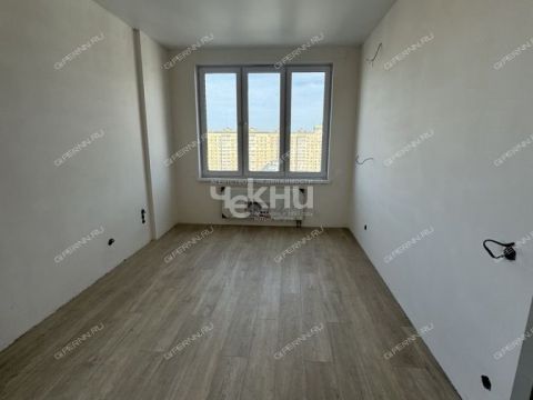 1-komnatnaya-ul-sergeya-akimova-50 фото