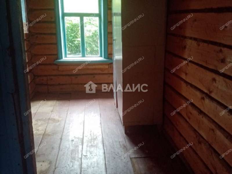 дом на улице Максима Горького посёлок Фанерное