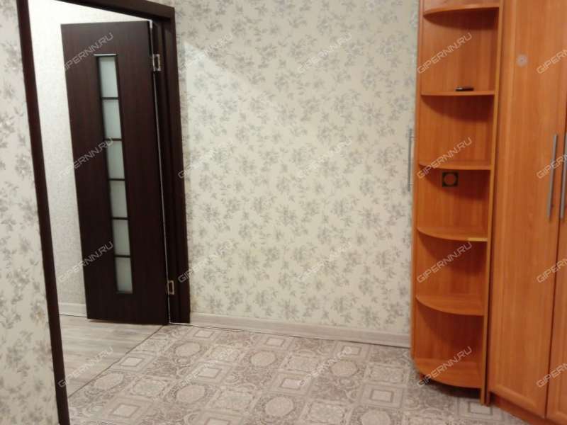 двухкомнатная квартира на проспекте Бусыгина дом 16