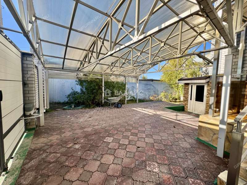 дом на улице Академика Вавилова