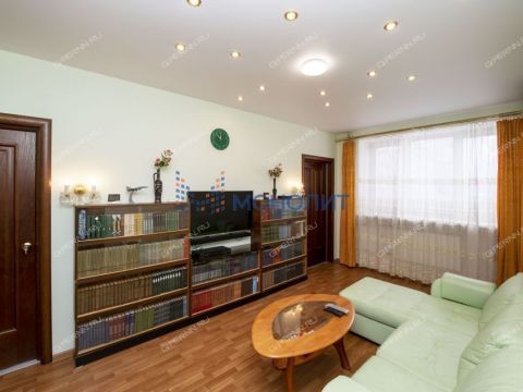 3-komnatnaya-ul-surikova-d-16 фото