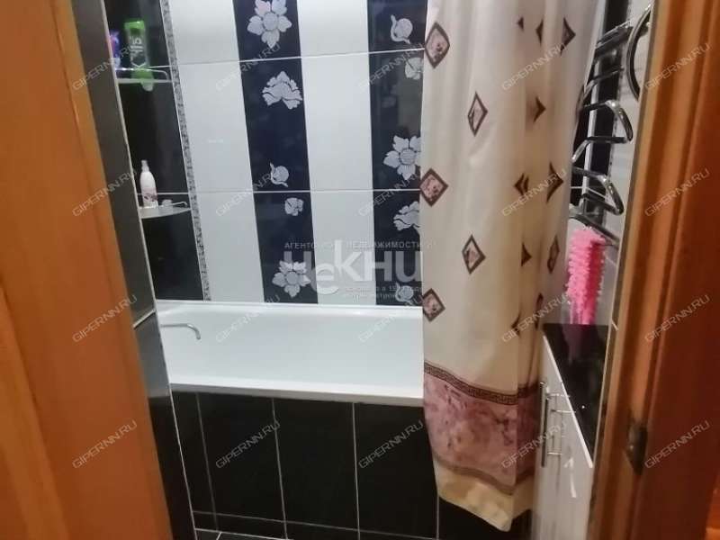 трёхкомнатная квартира на улице Добролюбова дом 14б город Богородск